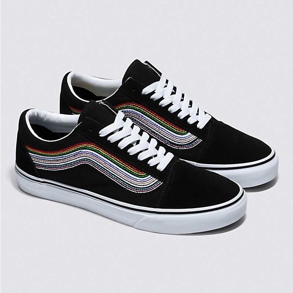 NWT Vans Old Skool Sneakers, Black Rainbow Size 6 New in Box - Picture 9 of 9